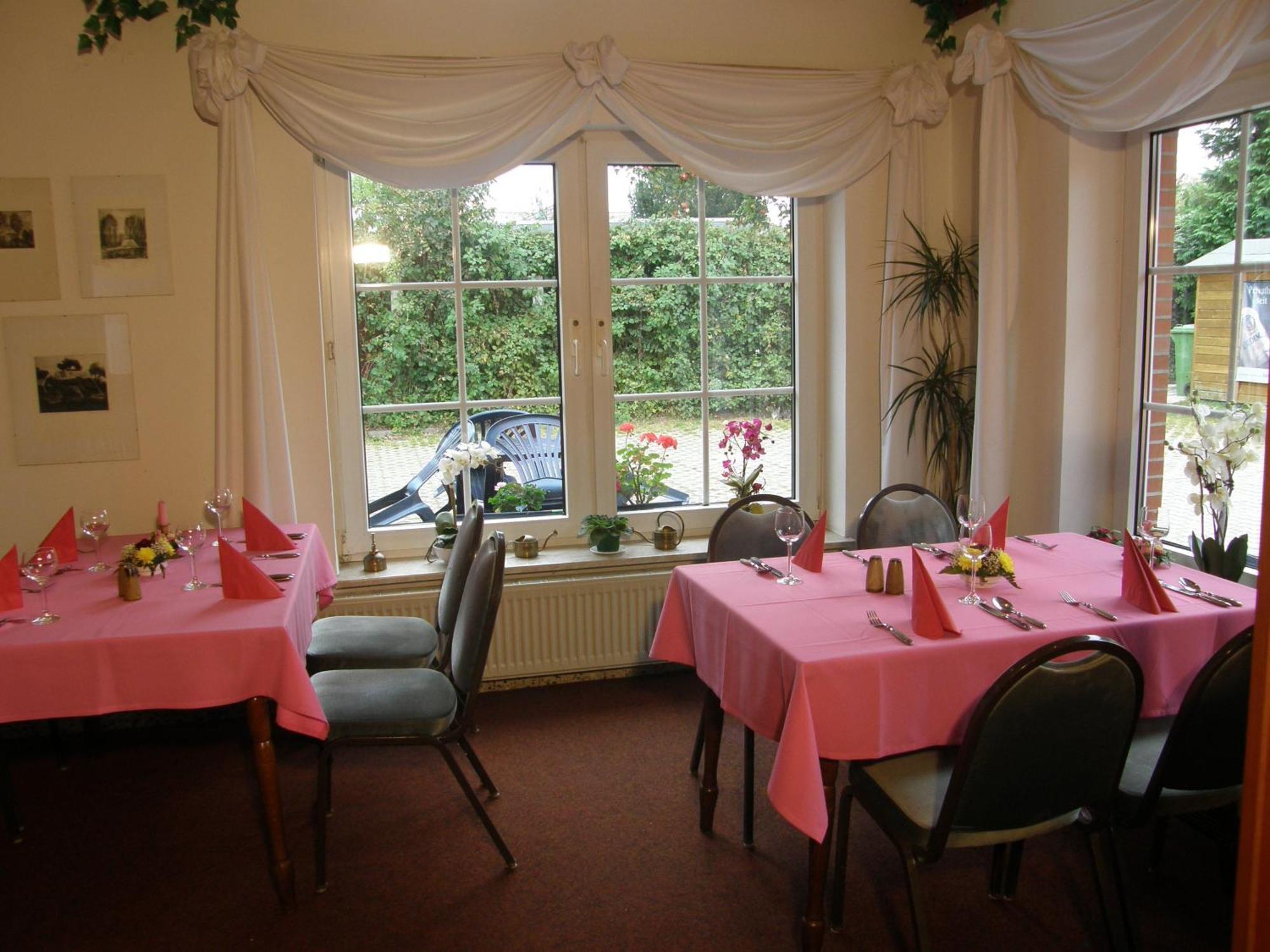 Warsow Ka&Ka Hotel Garni מראה חיצוני תמונה